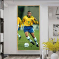 R9 Ronaldo Nazário - Vertical 1:2 Wall Art